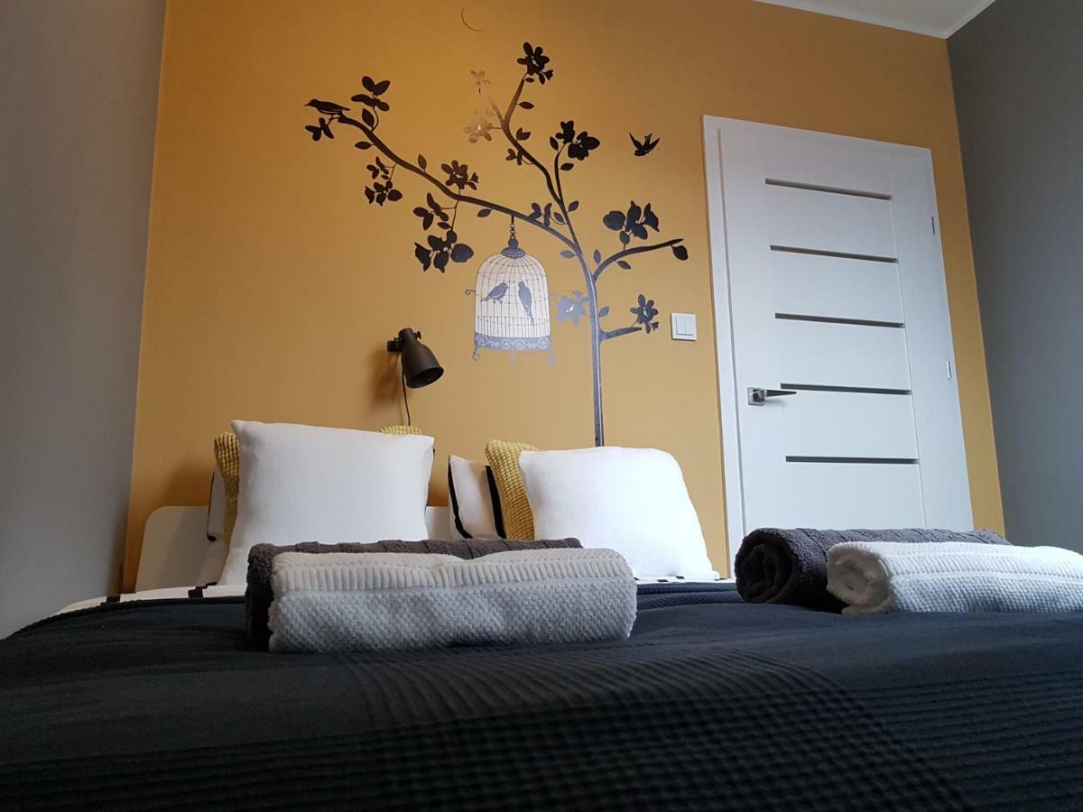 Black Rose Apartament Targi 3 Km, F-Ry Vat Kielce Exterior foto